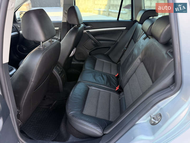 Универсал Skoda Octavia 2011 в Луцке