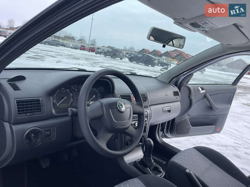 Лифтбек Skoda Octavia 2010 в Виннице