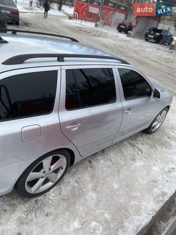 Универсал Skoda Octavia 2010 в Киеве