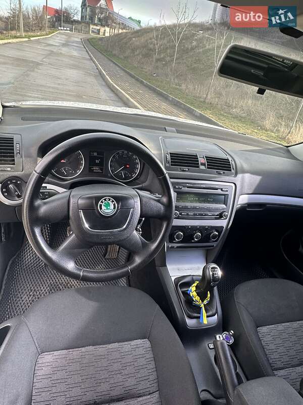 Лифтбек Skoda Octavia 2012 в Николаеве фото 7 Лифтбек Skoda Octavia 2012 в Николаеве