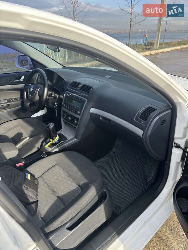 Лифтбек Skoda Octavia 2012 в Николаеве фото 13 Лифтбек Skoda Octavia 2012 в Николаеве