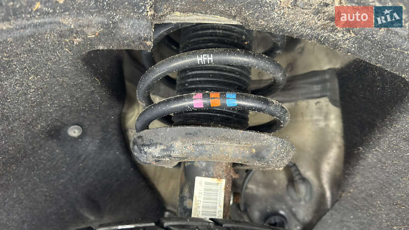 Универсал Skoda Octavia 2013 в Хороле