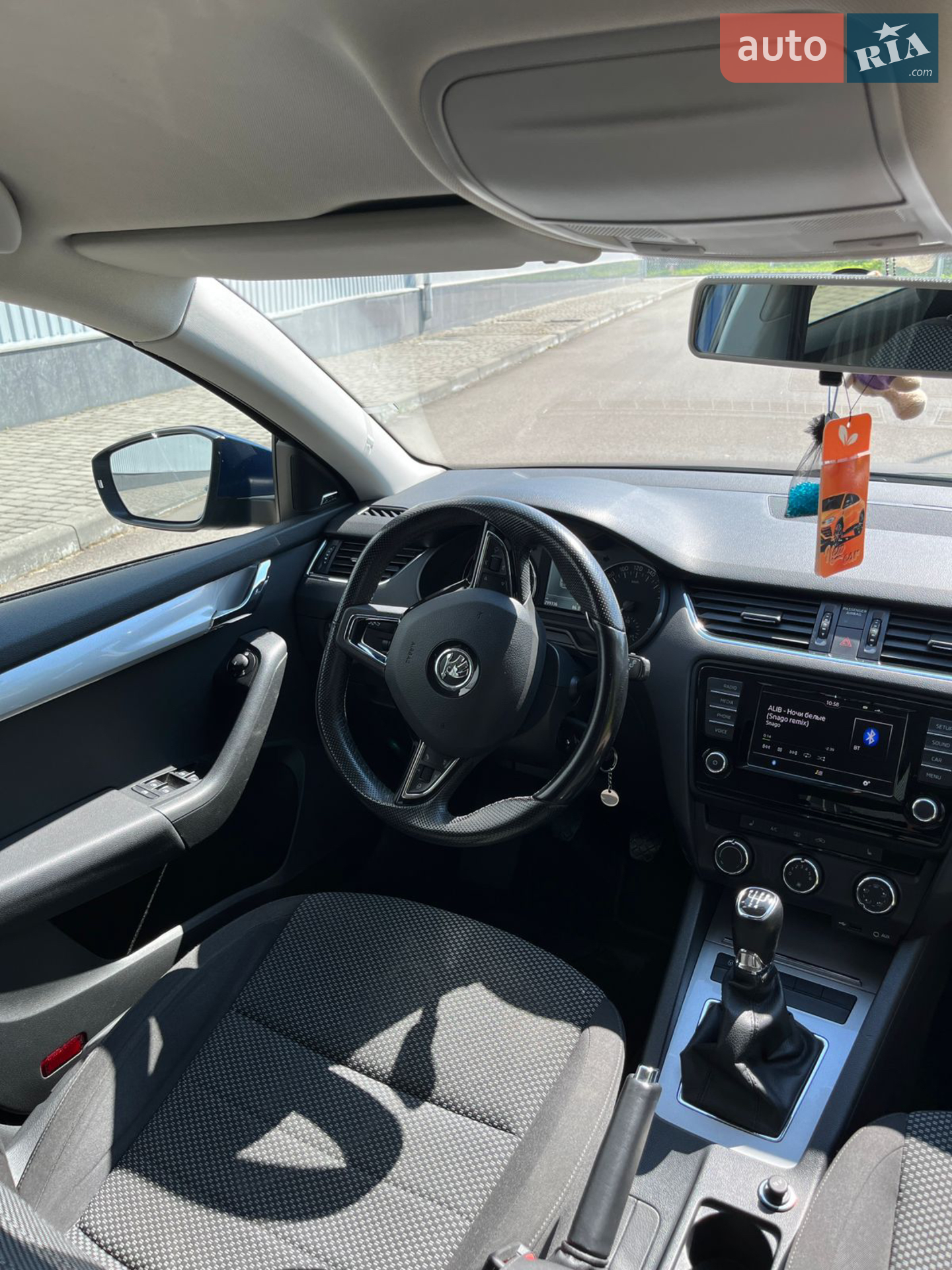 2016 Skoda Octavia - мініатюра 12