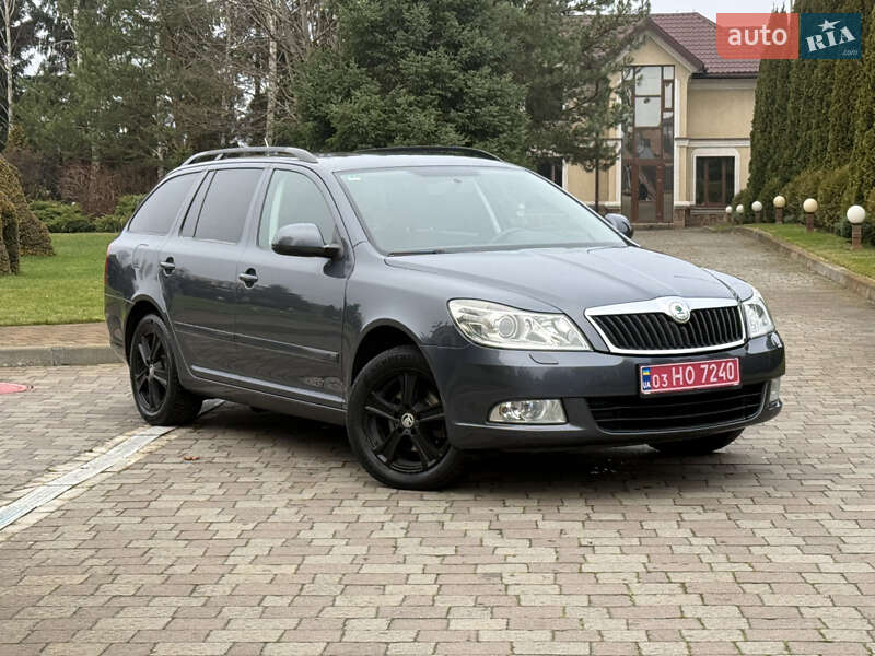 Універсал Skoda Octavia 2011 в Сарнах