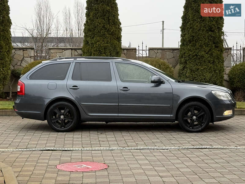 Універсал Skoda Octavia 2011 в Сарнах