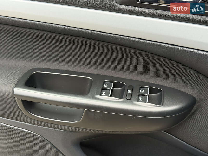 Універсал Skoda Octavia 2011 в Сарнах