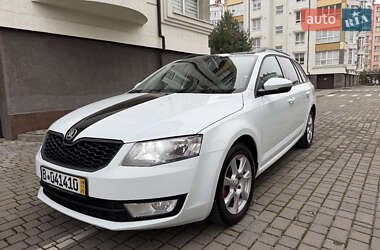 Универсал Skoda Octavia 2015 в Ивано-Франковске