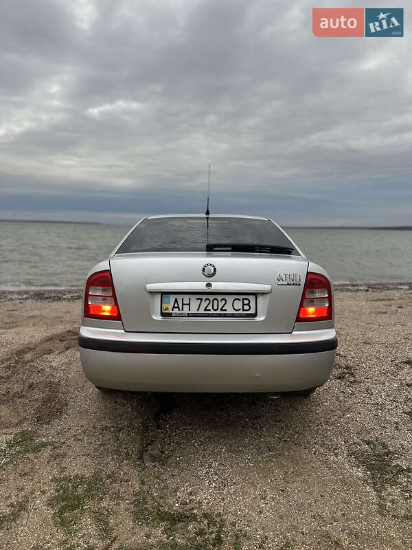 Лифтбек Skoda Octavia 2007 в Южном