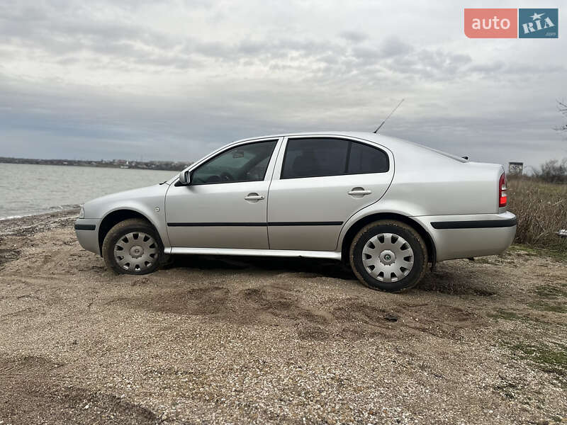 Лифтбек Skoda Octavia 2007 в Южном