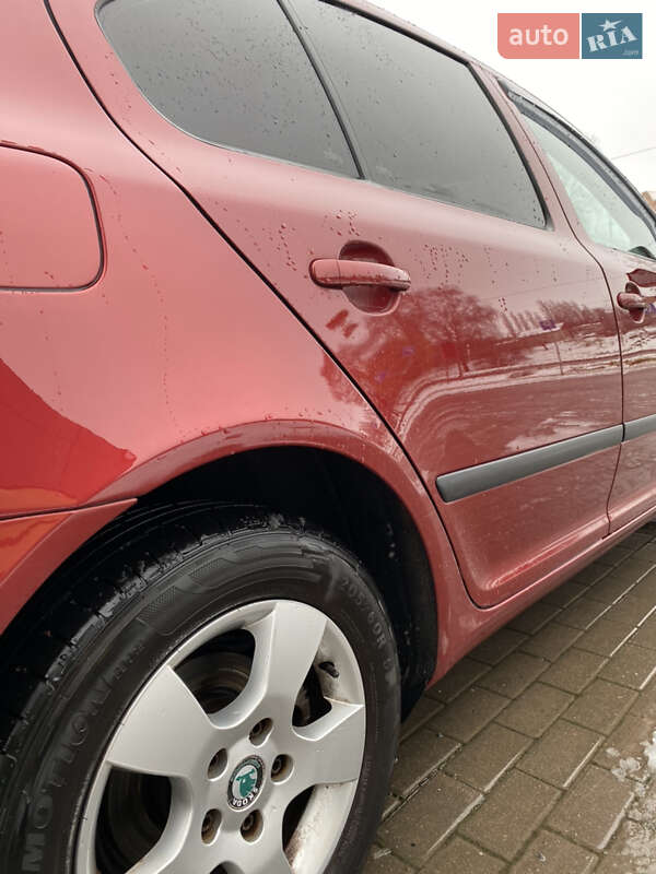 Лифтбек Skoda Octavia 2008 в Ровно