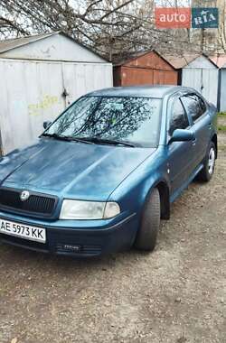 Лифтбек Skoda Octavia 2003 в Кривом Роге