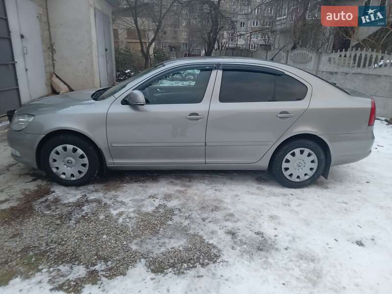 Лифтбек Skoda Octavia 2011 в Богородчанах фото 6 Лифтбек Skoda Octavia 2011 в Богородчанах