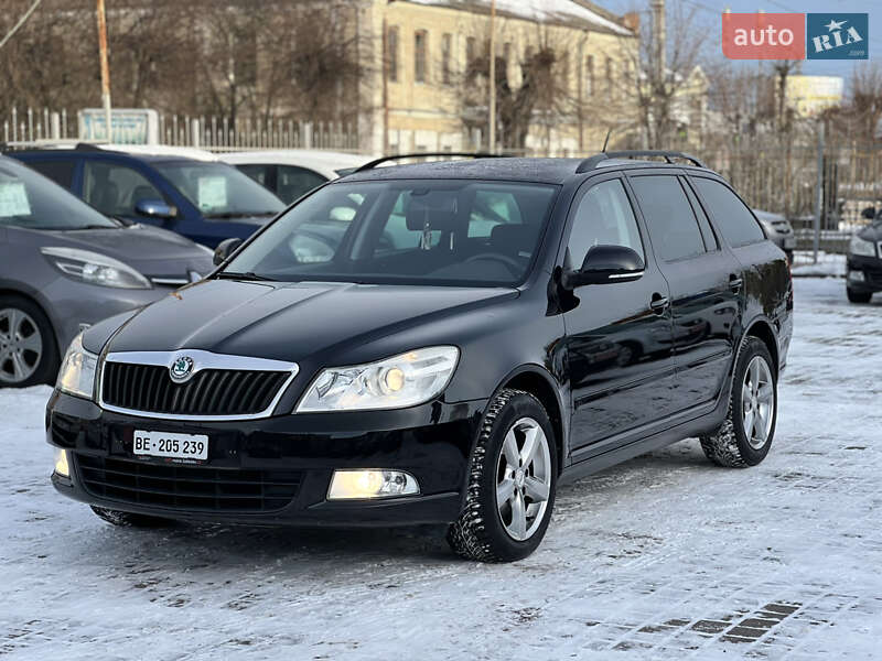 Универсал Skoda Octavia 2011 в Староконстантинове