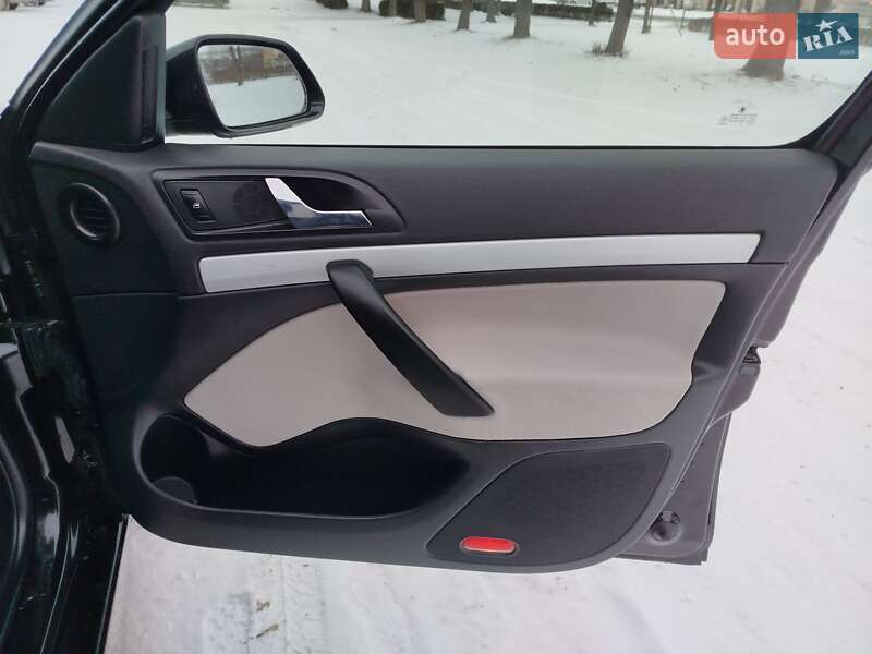 Универсал Skoda Octavia 2004 в Бучаче