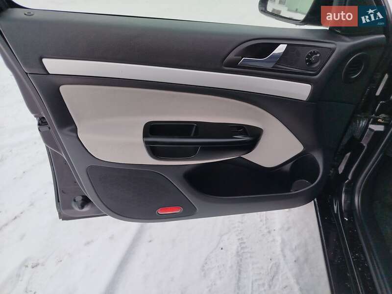 Универсал Skoda Octavia 2004 в Бучаче