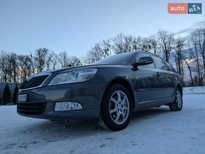 Универсал Skoda Octavia 2011 в Луцке