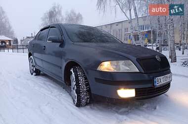 Лифтбек Skoda Octavia 2008 в Ямполе