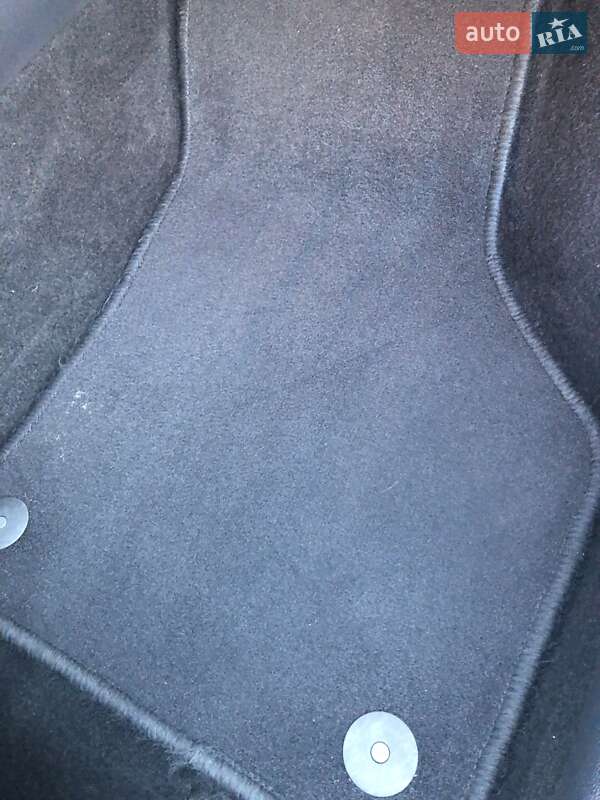 Универсал Skoda Octavia 2015 в Коростене