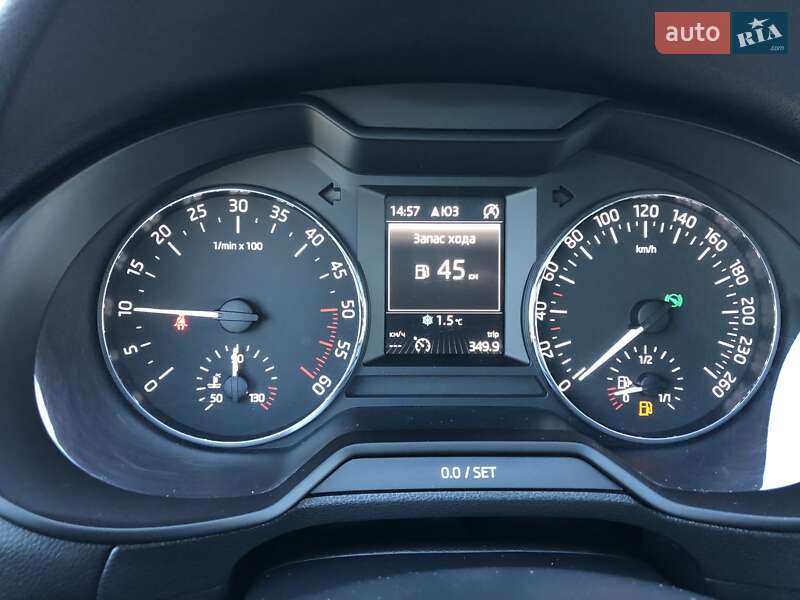 Универсал Skoda Octavia 2015 в Коростене