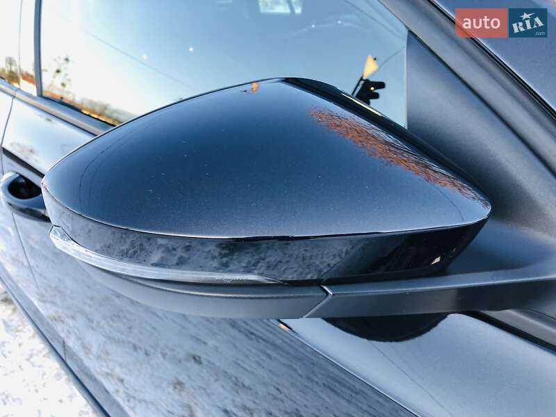 Универсал Skoda Octavia 2015 в Коростене