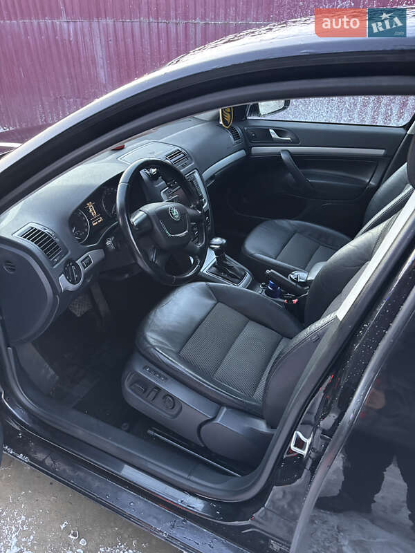 Универсал Skoda Octavia 2011 в Владимире фото 10 Универсал Skoda Octavia 2011 в Владимире