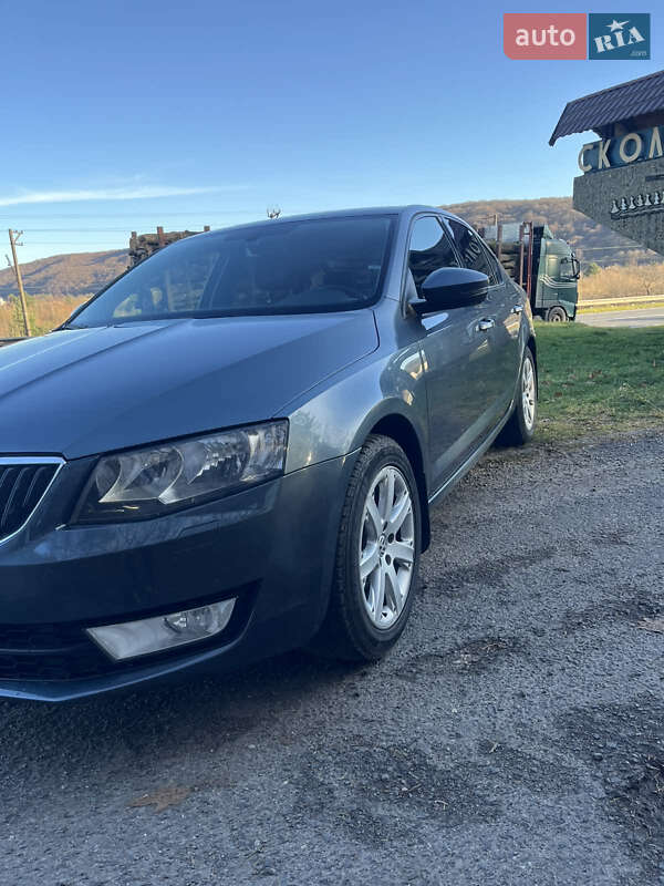 Лифтбек Skoda Octavia 2016 в Стрые