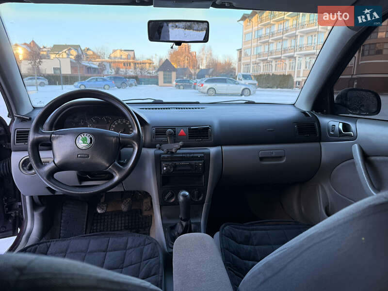 Ліфтбек Skoda Octavia 1999 в Львові