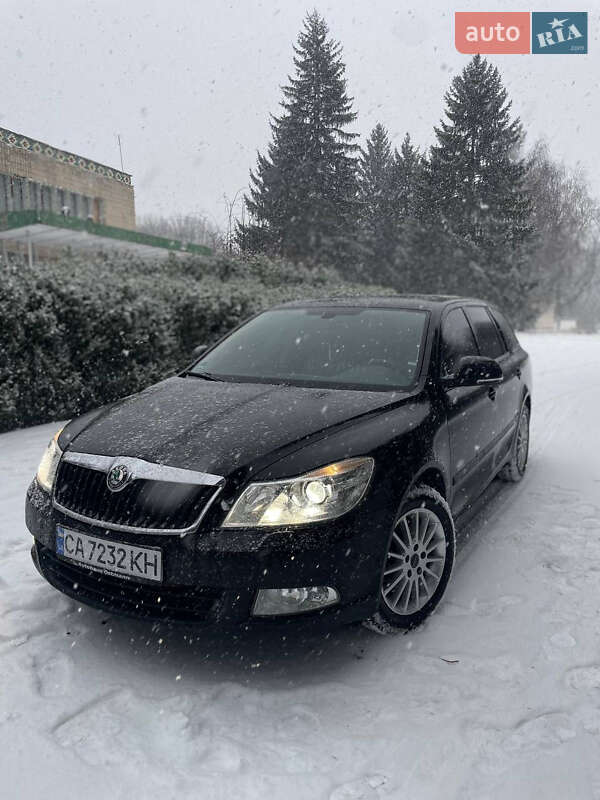 Универсал Skoda Octavia 2010 в Христиновке