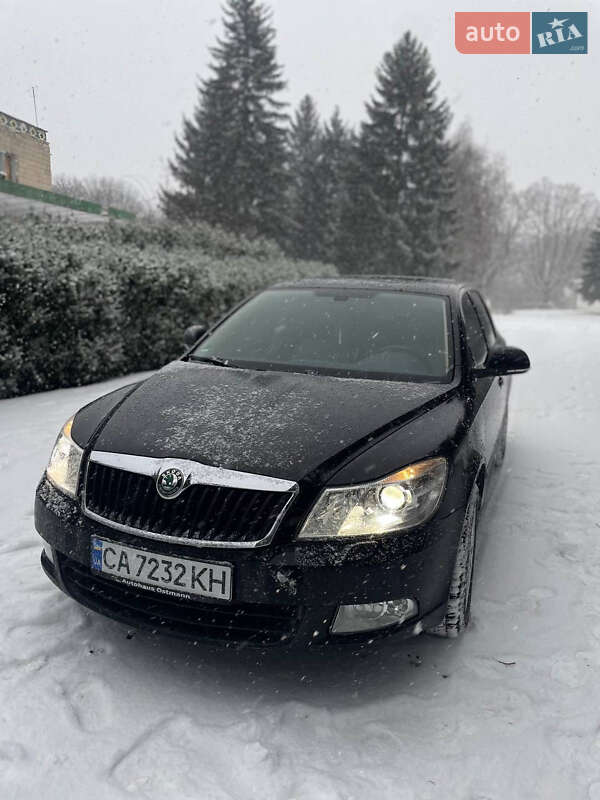 Универсал Skoda Octavia 2010 в Христиновке