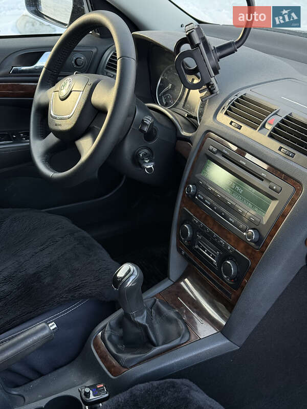 Ліфтбек Skoda Octavia 2011 в Львові