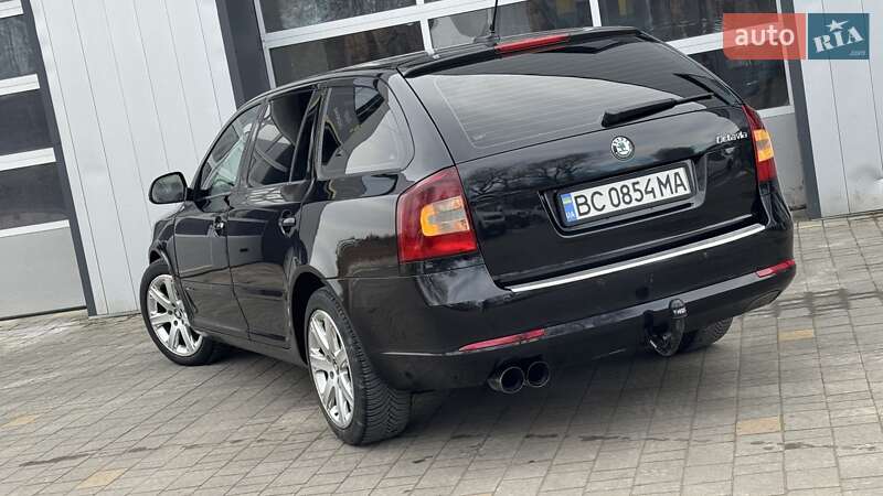 Універсал Skoda Octavia 2010 в Дрогобичі