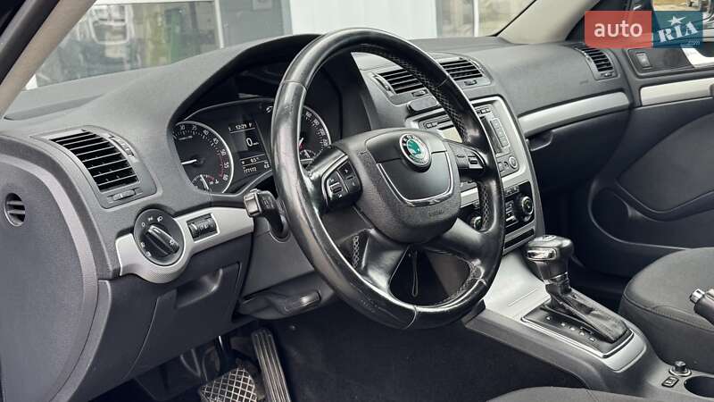 Універсал Skoda Octavia 2010 в Дрогобичі