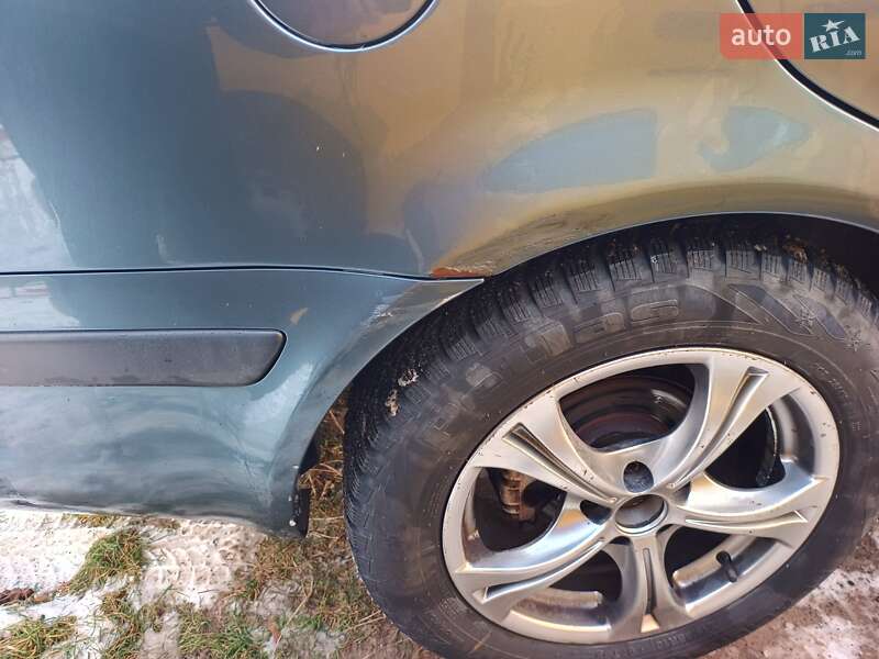 Лифтбек Skoda Octavia 2003 в Львове