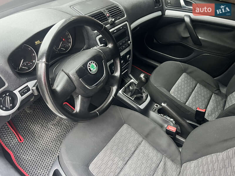 Лифтбек Skoda Octavia 2009 в Виннице