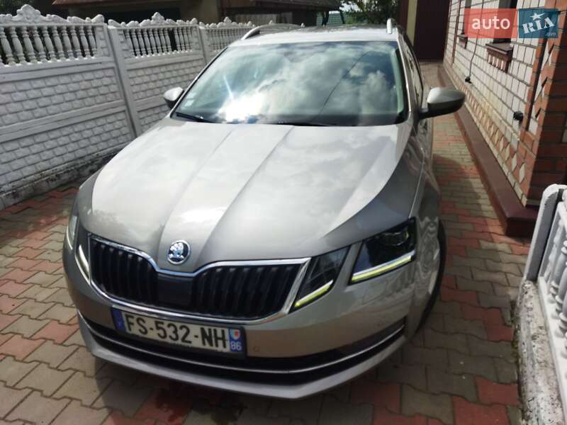 Универсал Skoda Octavia 2019 в Звягеле фото 41 Универсал Skoda Octavia 2019 в Звягеле