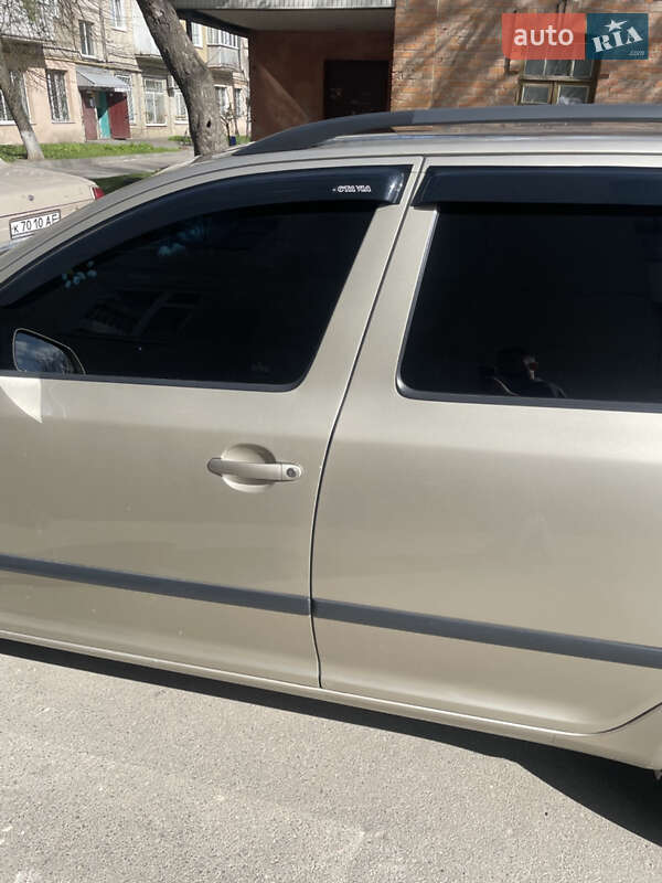 Универсал Skoda Octavia 2005 в Виннице