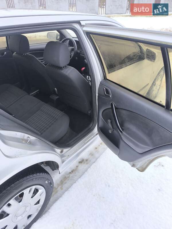 Универсал Skoda Octavia 2004 в Виннице