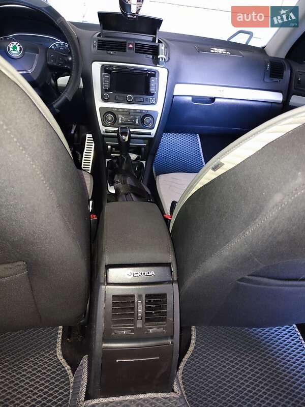 Универсал Skoda Octavia 2011 в Черновцах