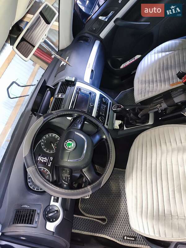 Универсал Skoda Octavia 2011 в Черновцах