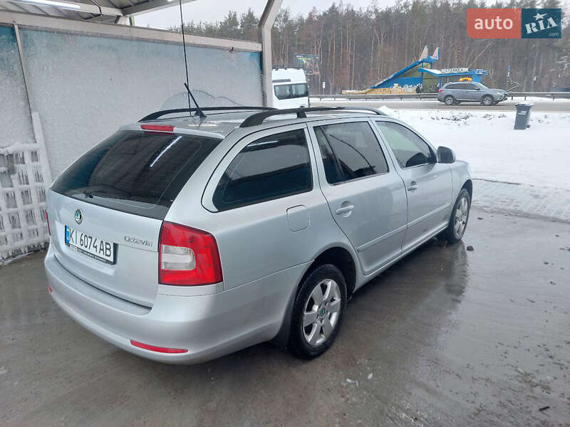 Универсал Skoda Octavia 2012 в Киеве фото 6 Универсал Skoda Octavia 2012 в Киеве