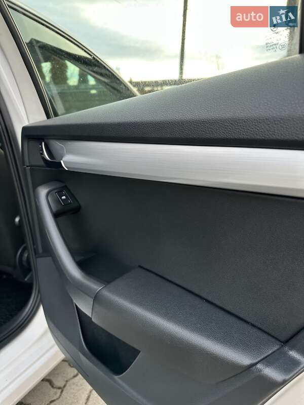 Ліфтбек Skoda Octavia 2018 в Стрию фото 75 Ліфтбек Skoda Octavia 2018 в Стрию