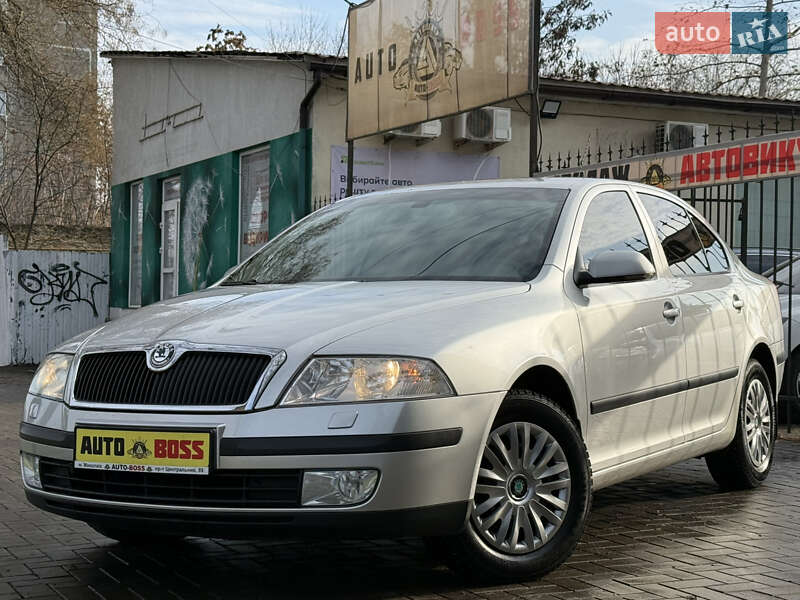 Лифтбек Skoda Octavia 2006 в Николаеве