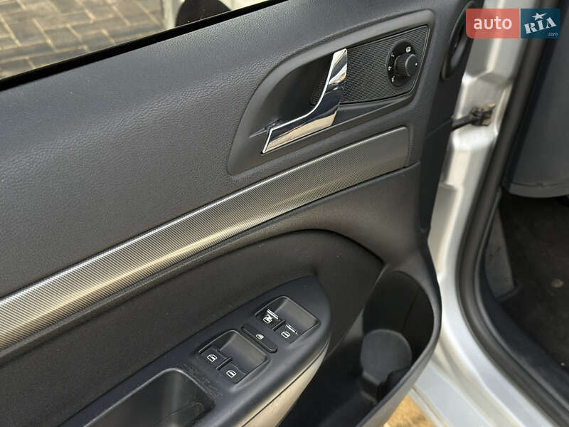 Лифтбек Skoda Octavia 2006 в Николаеве