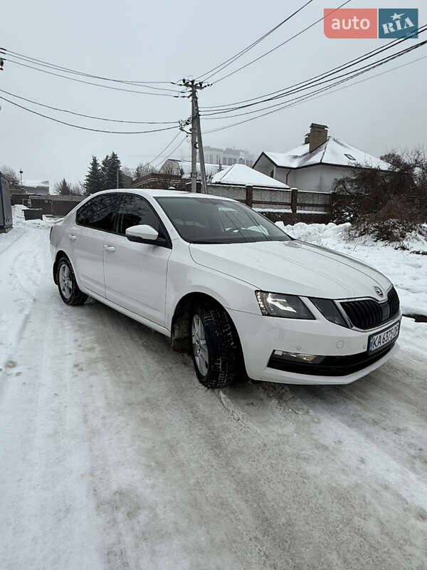 Лифтбек Skoda Octavia 2018 в Киеве