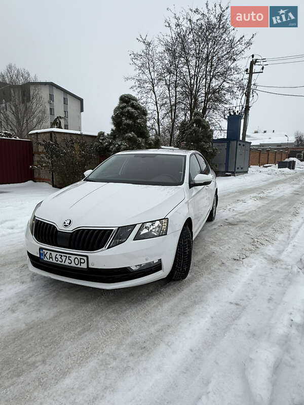 Лифтбек Skoda Octavia 2018 в Киеве