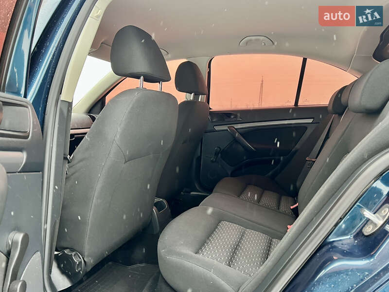 Ліфтбек Skoda Octavia 2012 в Ужгороді