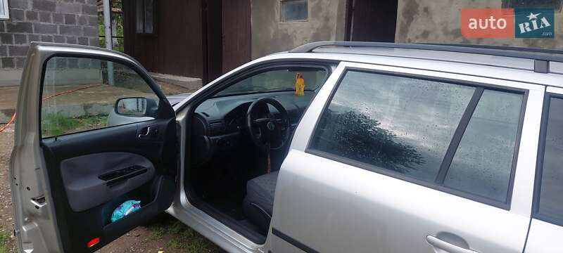 Универсал Skoda Octavia 2003 в Подгайцах