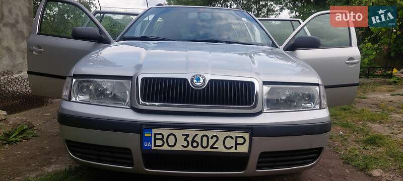 Универсал Skoda Octavia 2003 в Подгайцах