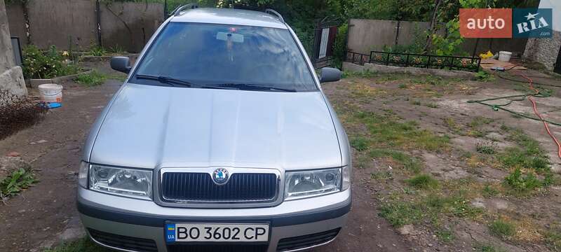 Универсал Skoda Octavia 2003 в Подгайцах