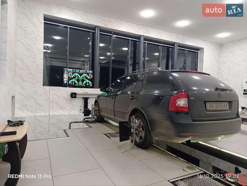 Универсал Skoda Octavia 2011 в Ровно фото 19 Универсал Skoda Octavia 2011 в Ровно